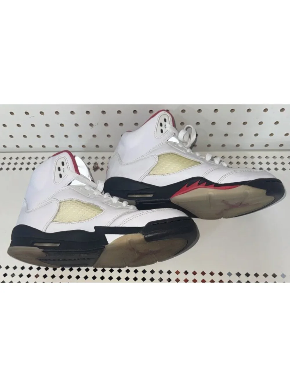 Air Jordan 5 Retro GS White Fire Red 2020 Boys Youth Basketball Shoes Size 6.5Y